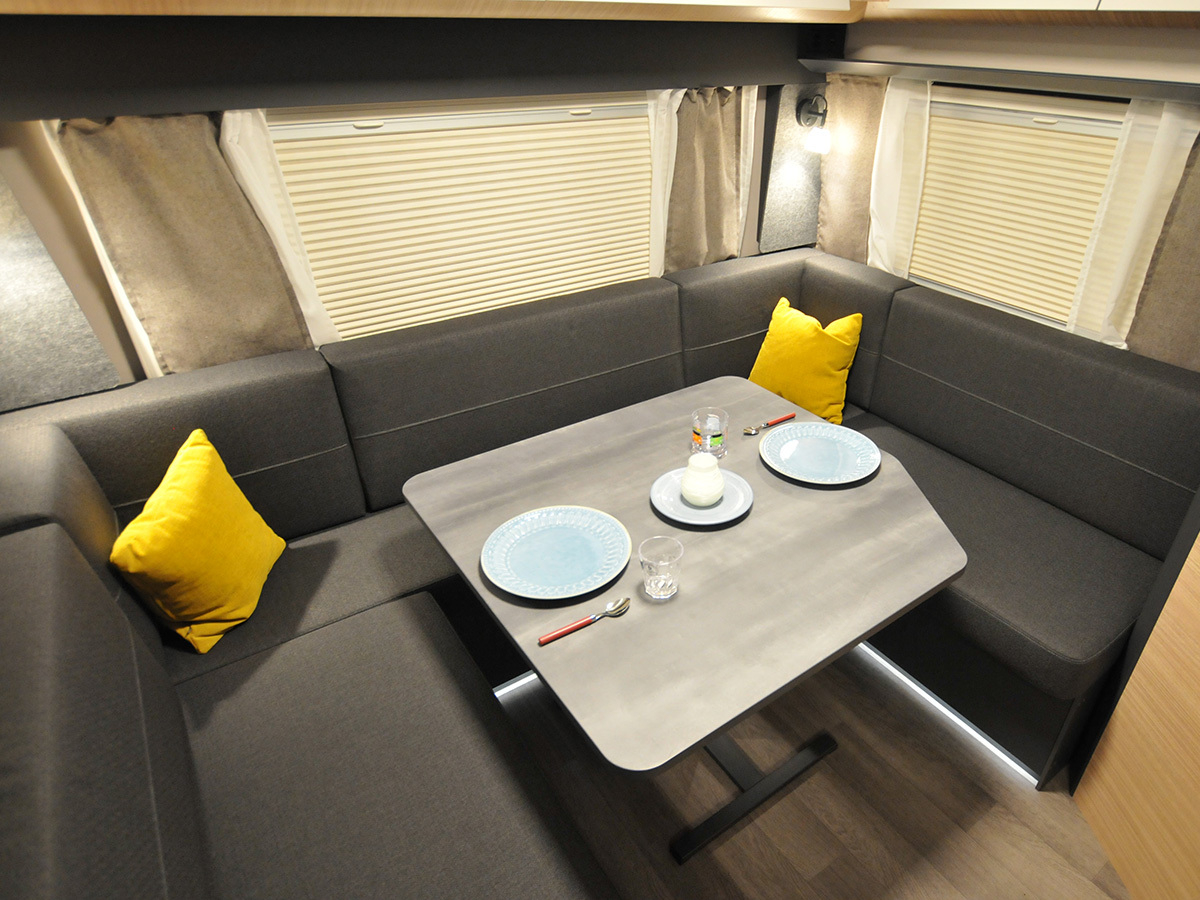Hobby Maxia 585 UL 2023 caravan