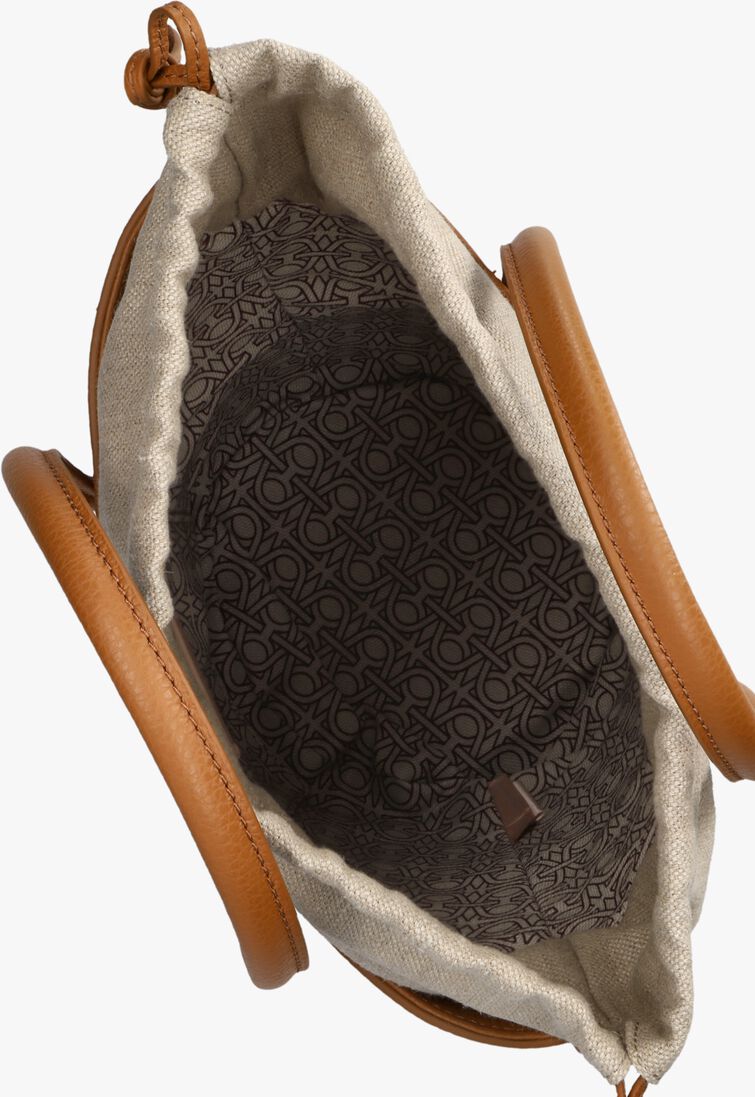 beige coccinelle handtas myrtha