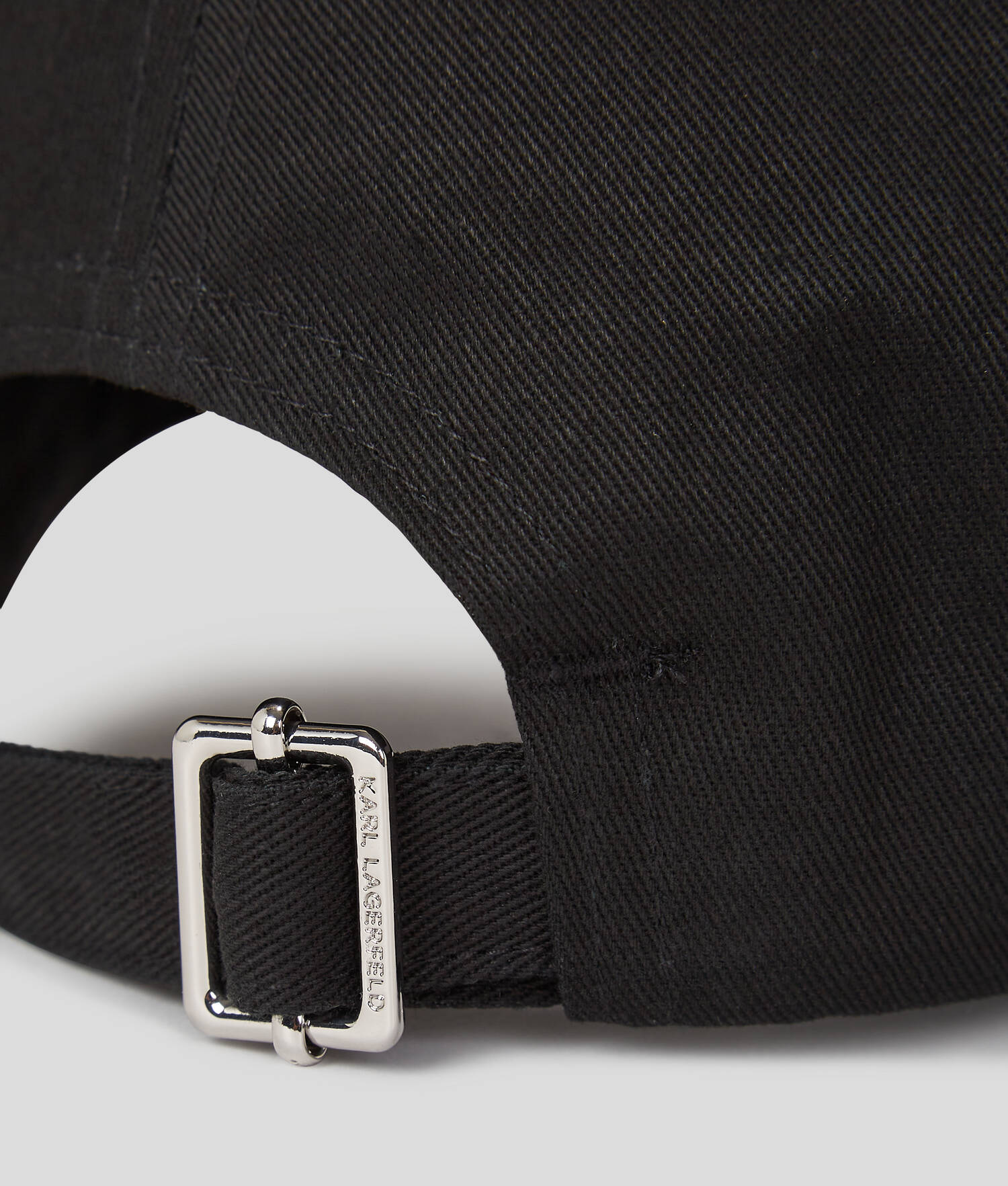 CASQUETTE RUE ST-GUILLAUME