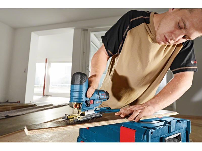 Bosch Professional Akku-Stichsäge GST 12V-70, Solo, L-Boxx 12-Volt-Akku-Stichsäge