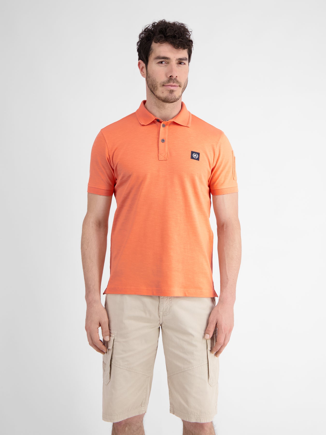 Unifarbenes gewaschenes Poloshirt mit Stretcheffekt