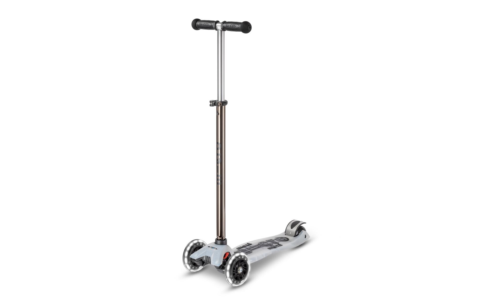 Kickboard Deluxe Flux LED Neochrome Black<br>Scooter