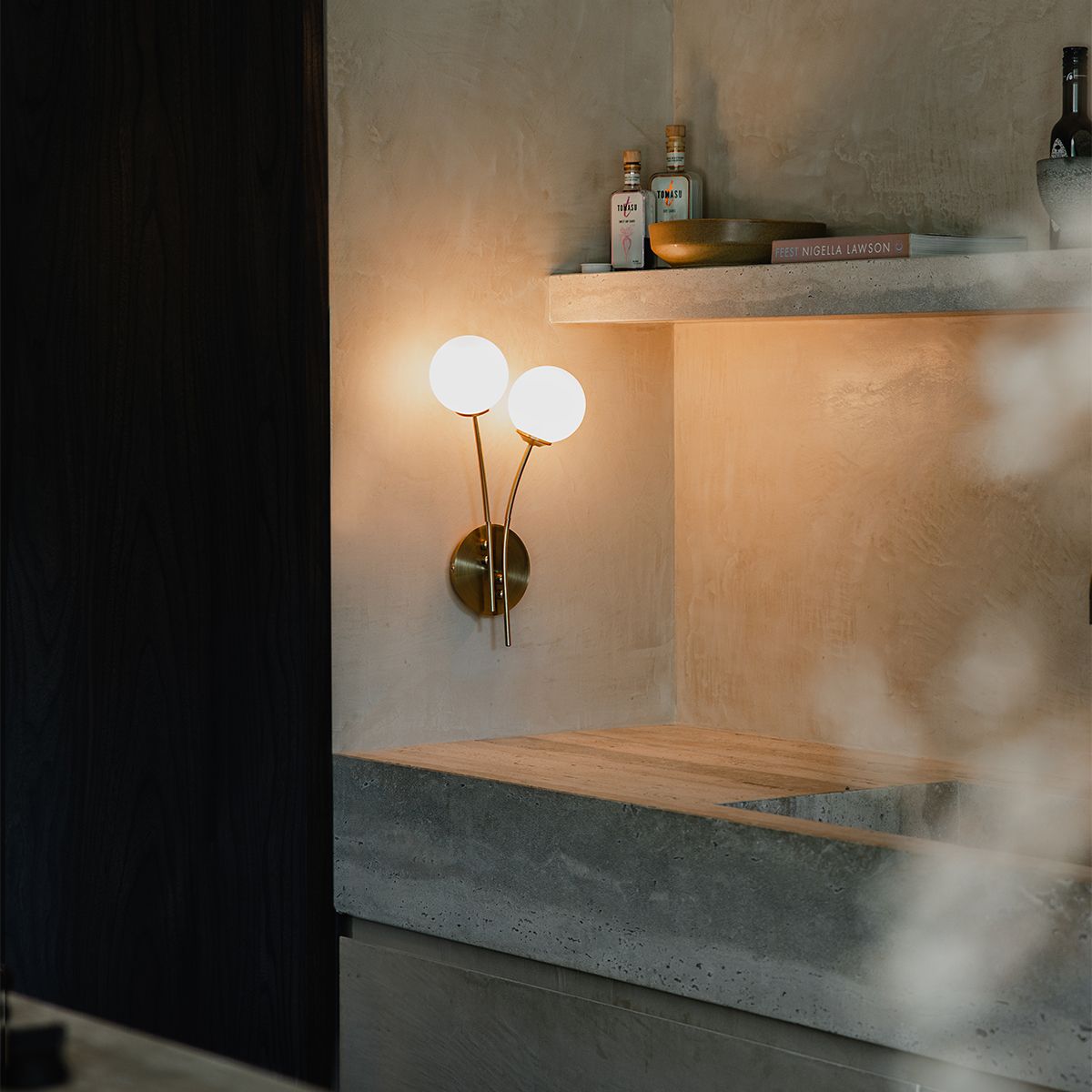 Moderne wandlamp goud met opaal glas 2-lichts  - Athens