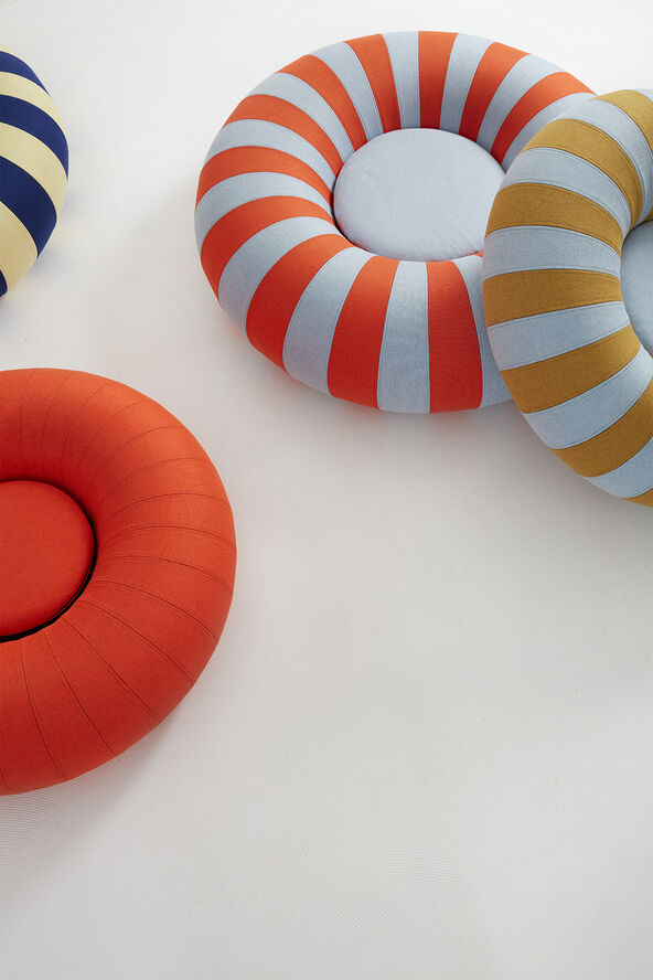 Studio About FLOAT, MEDIUM, BLUE/RED