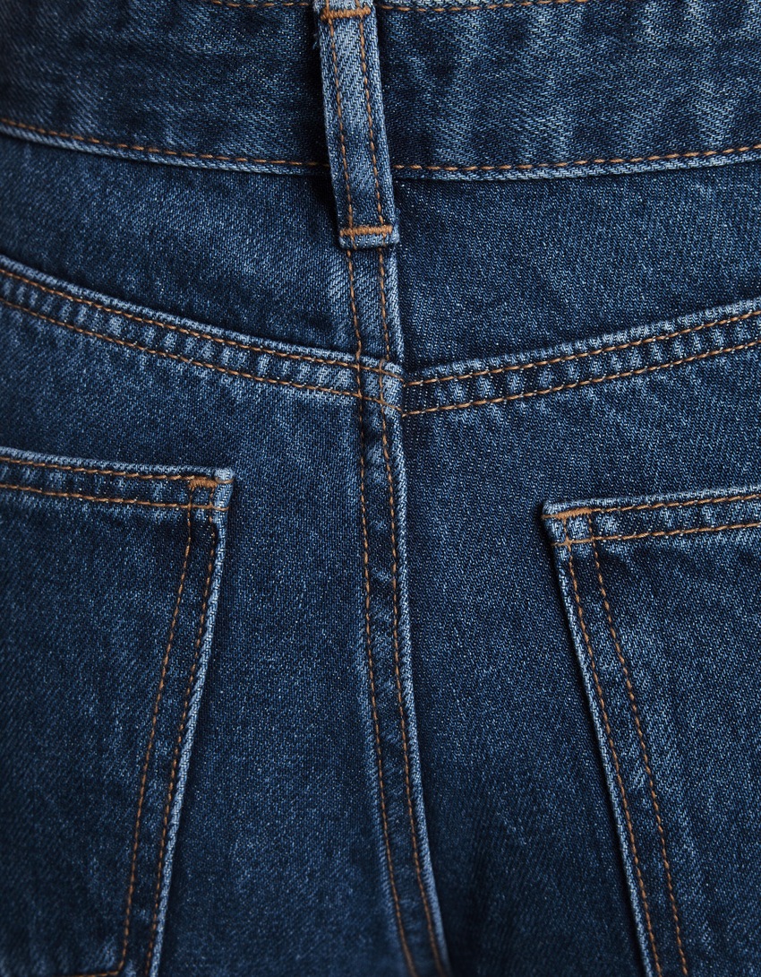 Calça jeans de perna larga