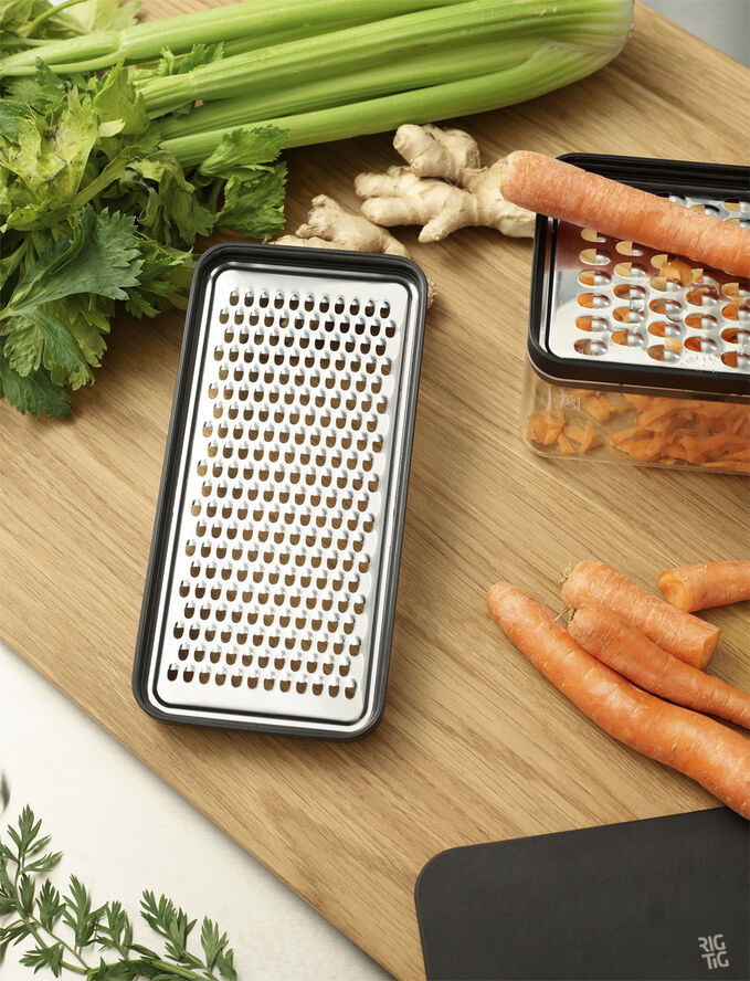 RIG TIG GRATE-IT rivejern med beholder black Black