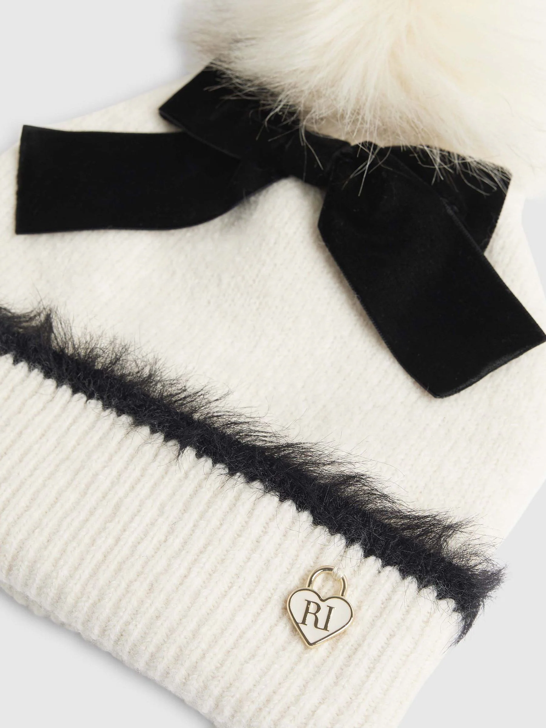 River Island Girls Mono 3D Bow Beanie