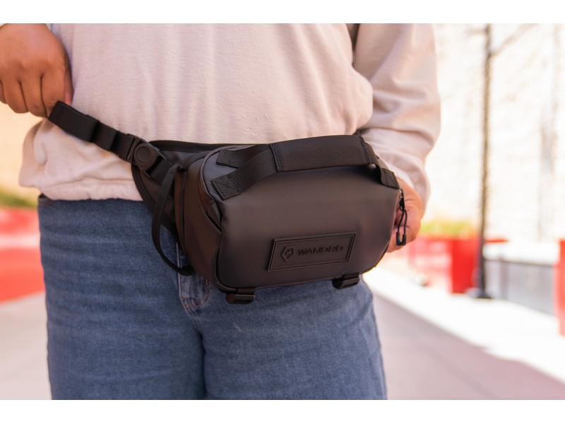 Wandrd Kameratasche ROAM Sling, 3 Liter Schwarz Kleine und innovative Kamera/Alltagstasche