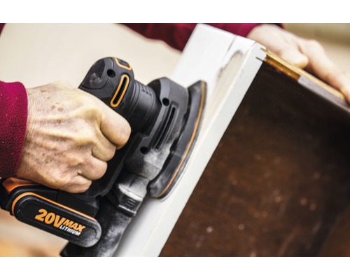 WORX 20V 140x90mm WX822.9 Accu Driehoekschuurmachine, incl. accessoires + GRATIS bonusartikel: 20V accu WA3644 (4.0Ah)