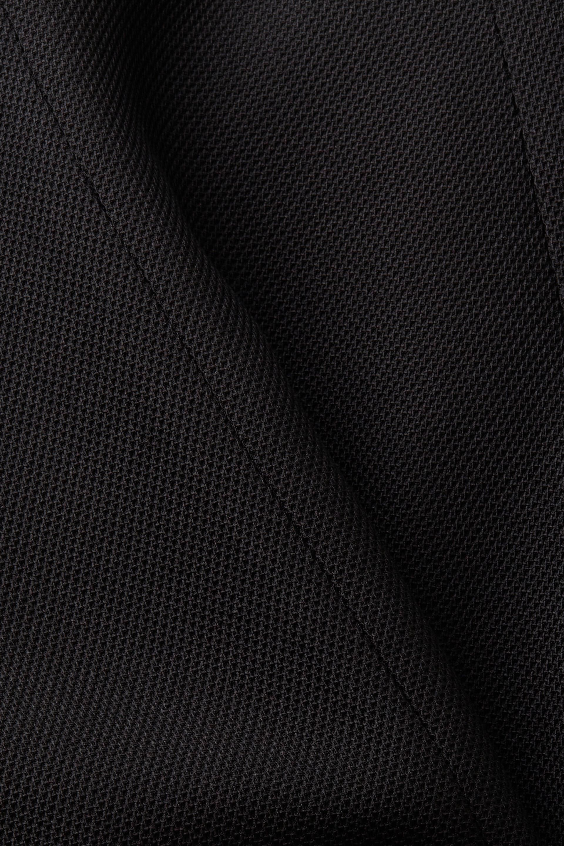 Manteau à col à revers inversé