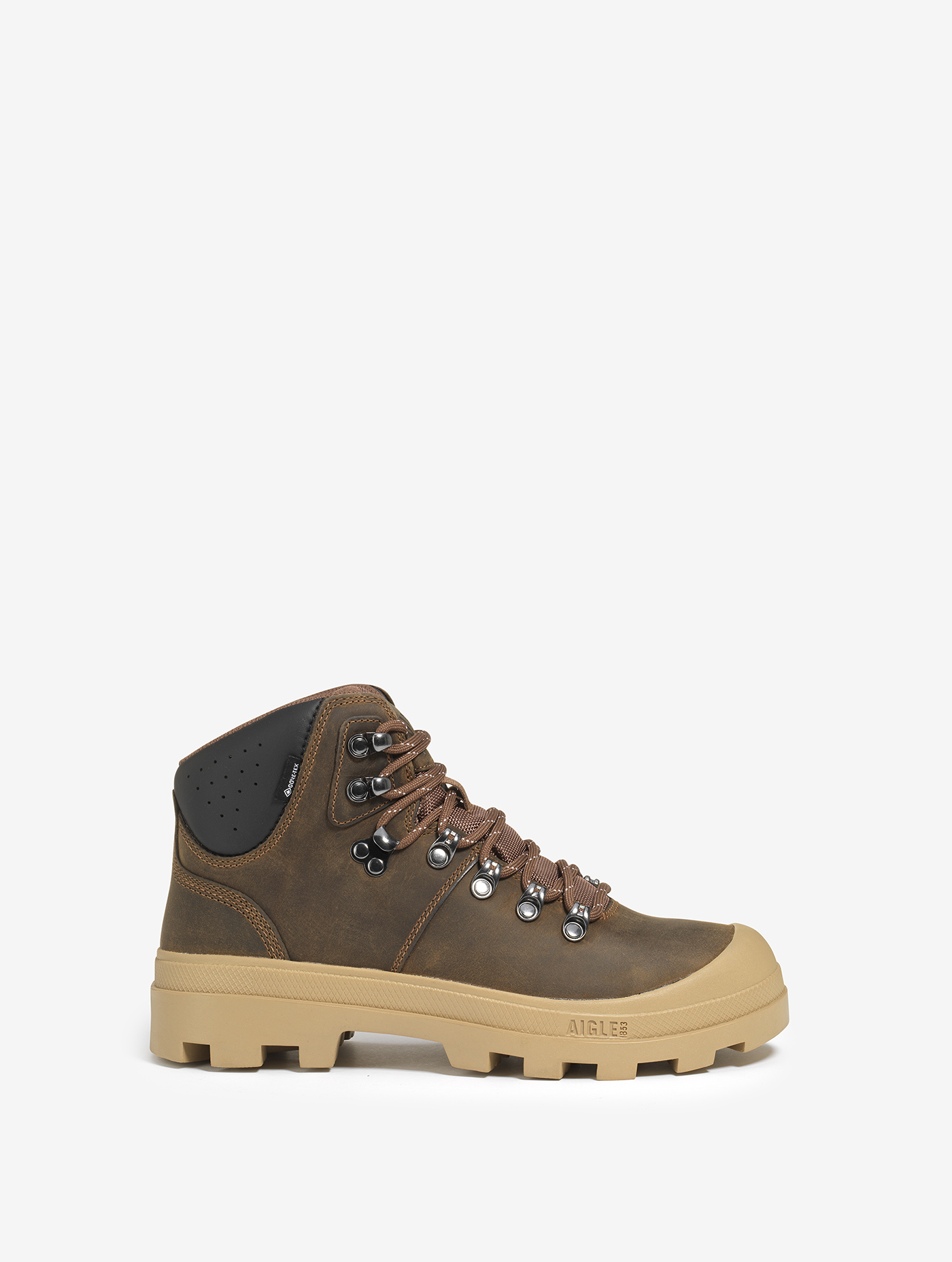 L'iconique chaussure de marche Aigle, en version hivernale MOKA