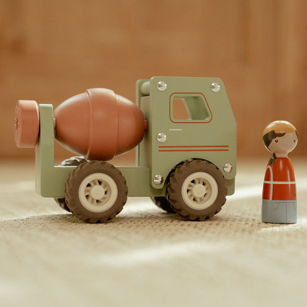 little dutch betonwagen met betonstorter
