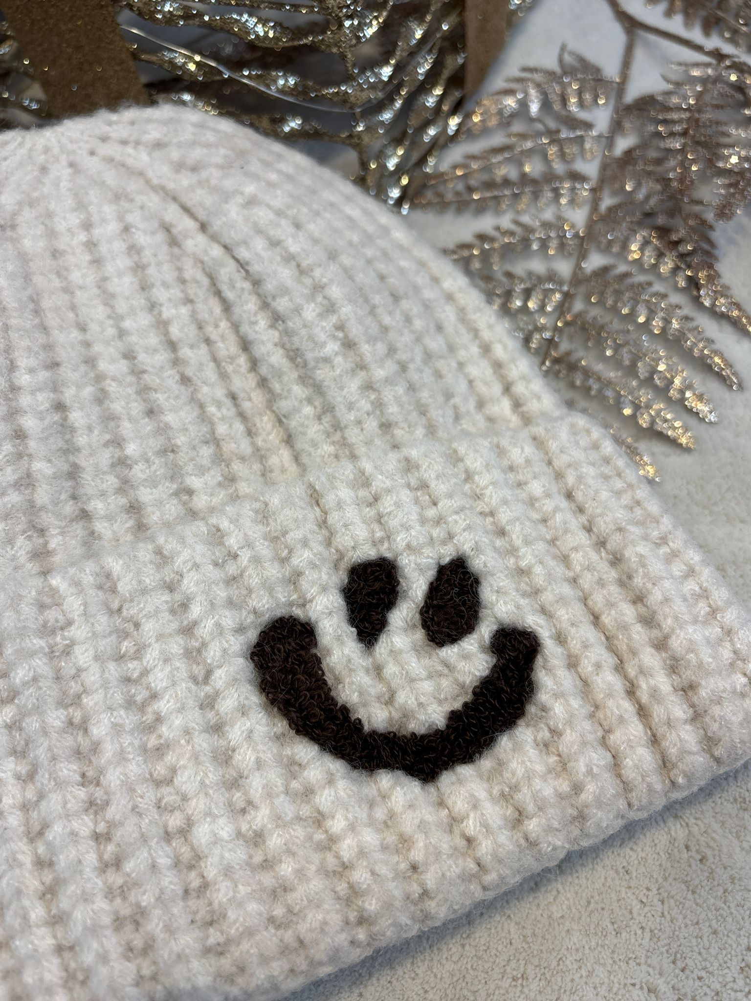 Smiley Muts - Beige
