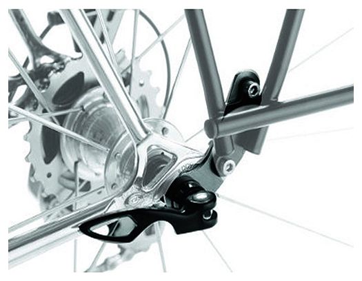 Adaptateur de fixation porte-bagage sur cadre sans oeillet Tubus .