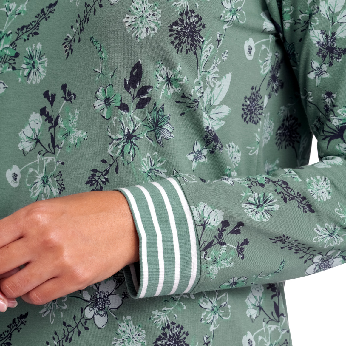 Gina Benotti Damen Nachthemd mit Blumen-Print dunkelgrün