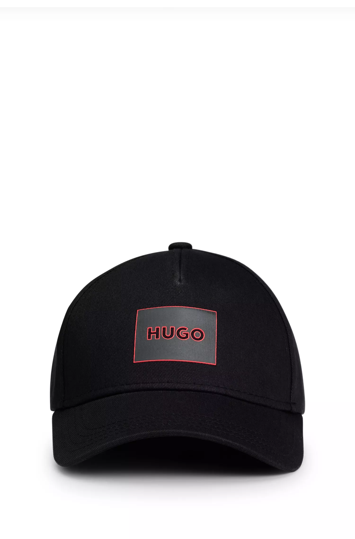 Boné HUGO em sarja de algodão vermelha com etiqueta com o logotipo.