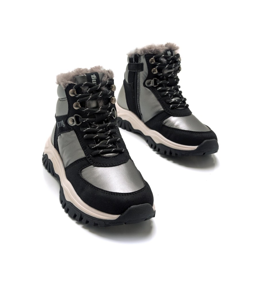 Botas Mustang Kids Trekky, pretas e cinza