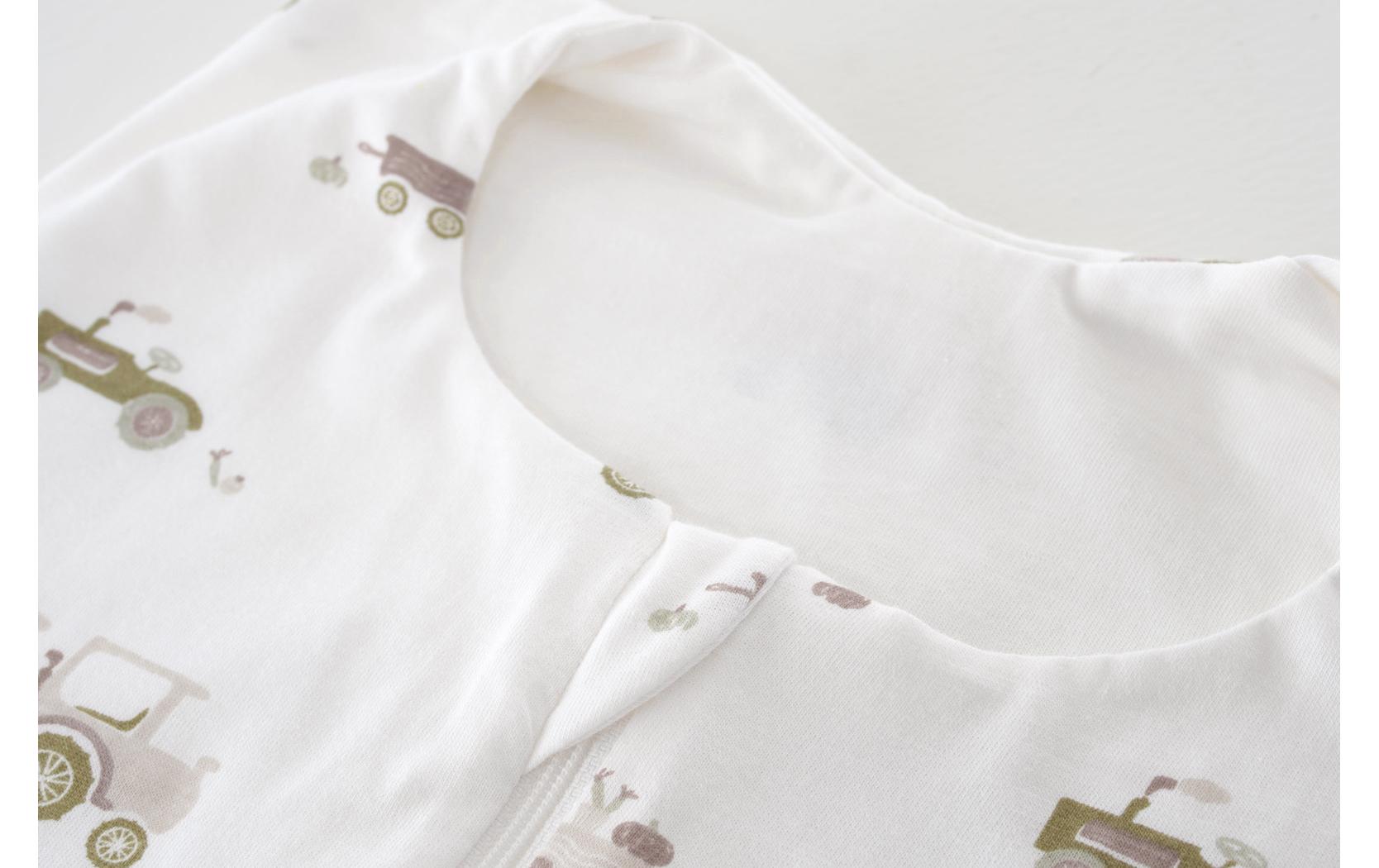 Baby-Sommerschlafsack Jumper Little Farm Grösse 80Leichter Schlafanzug mit grünen Traktoren