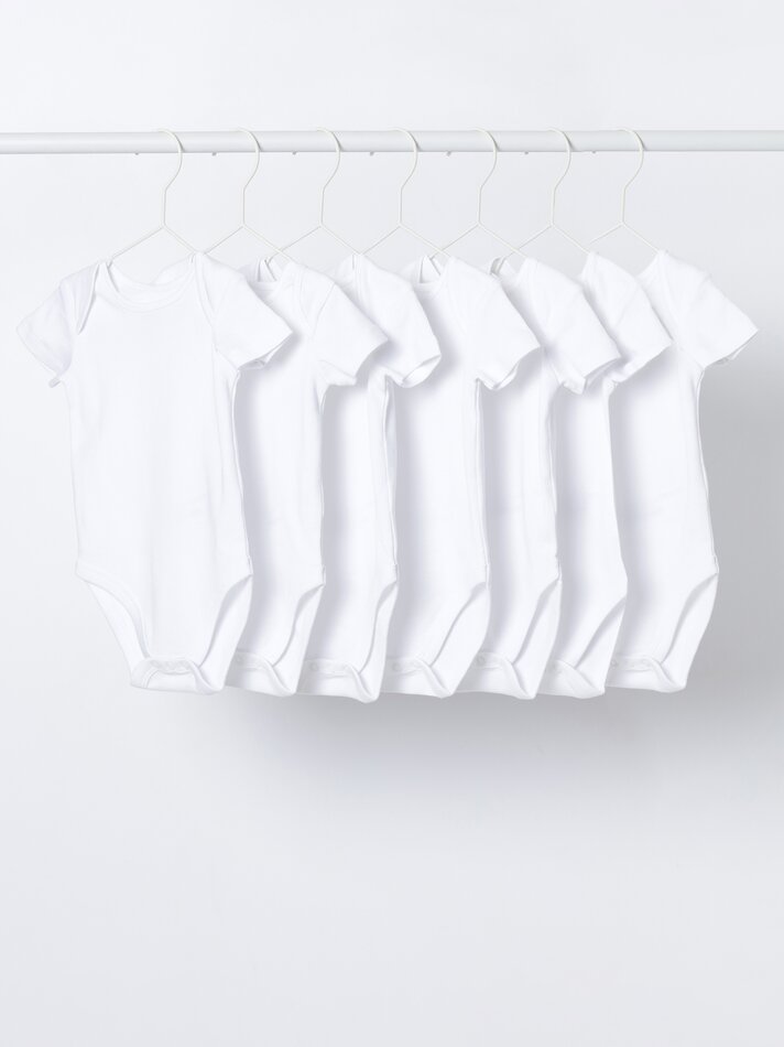 Pacote com 7 bodies básicos - Branco