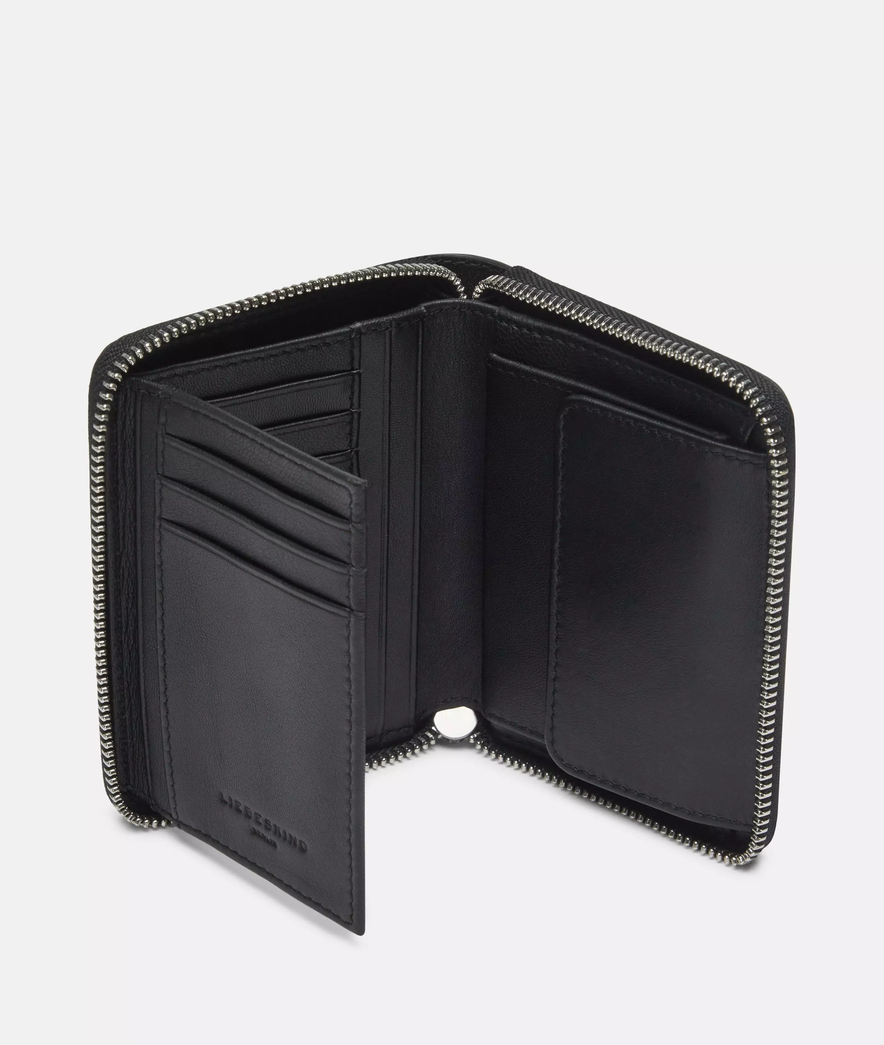 Wallet Spacious wallet with crinkle effect