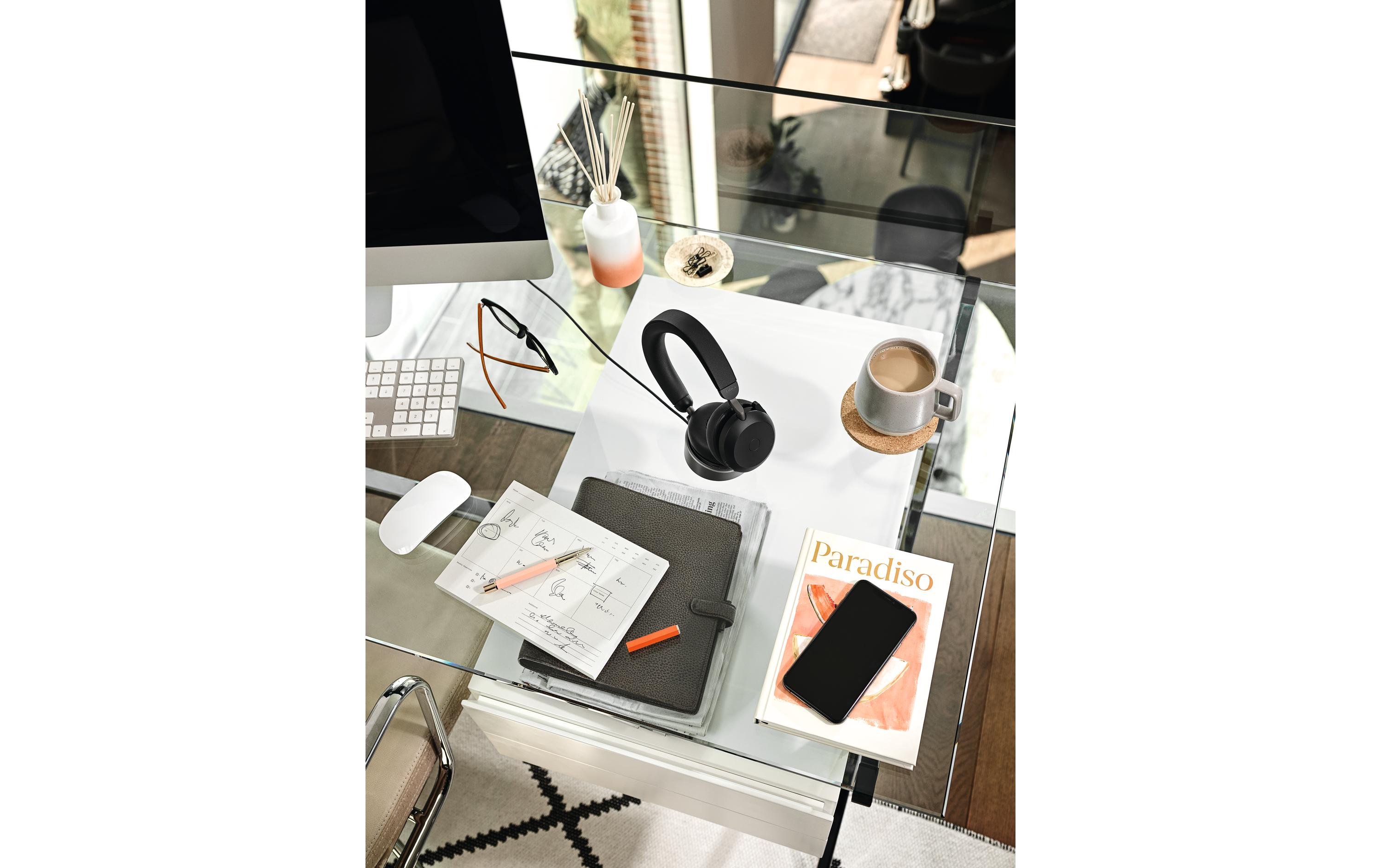 Headset Evolve2 75 Duo MS Schwarz, USB-A, inkl. Ladestation<br>Der neue Standard für hybrides Arbeiten. Erstklassige Soundtechnik für branchenweit führende Sprachqualität