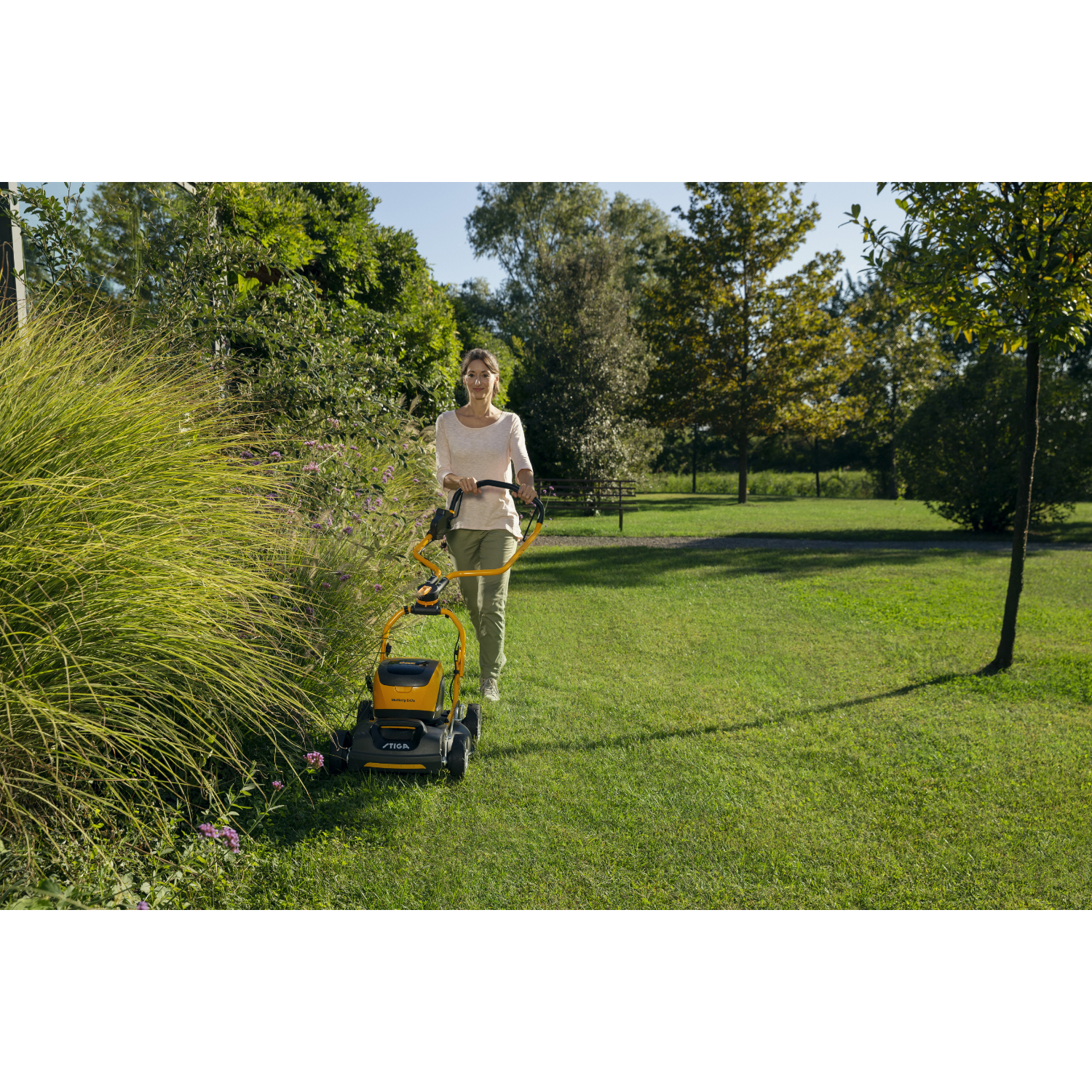 Stiga Multiclip 547e Kit Accu grasmaaier (1x 4,0Ah accu)