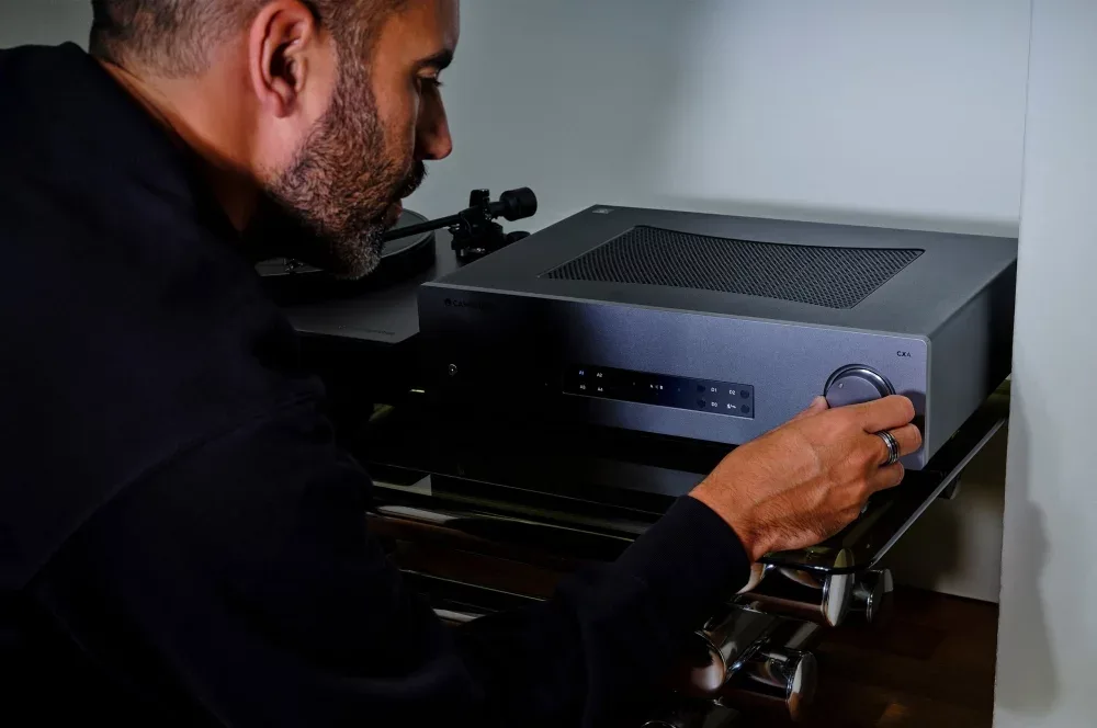 Cambridge CXA81 MKII Amplis hi-fi stéréo