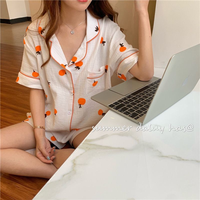 Tanee - Pyjamaset: Top met korte mouwen en print + korte broek