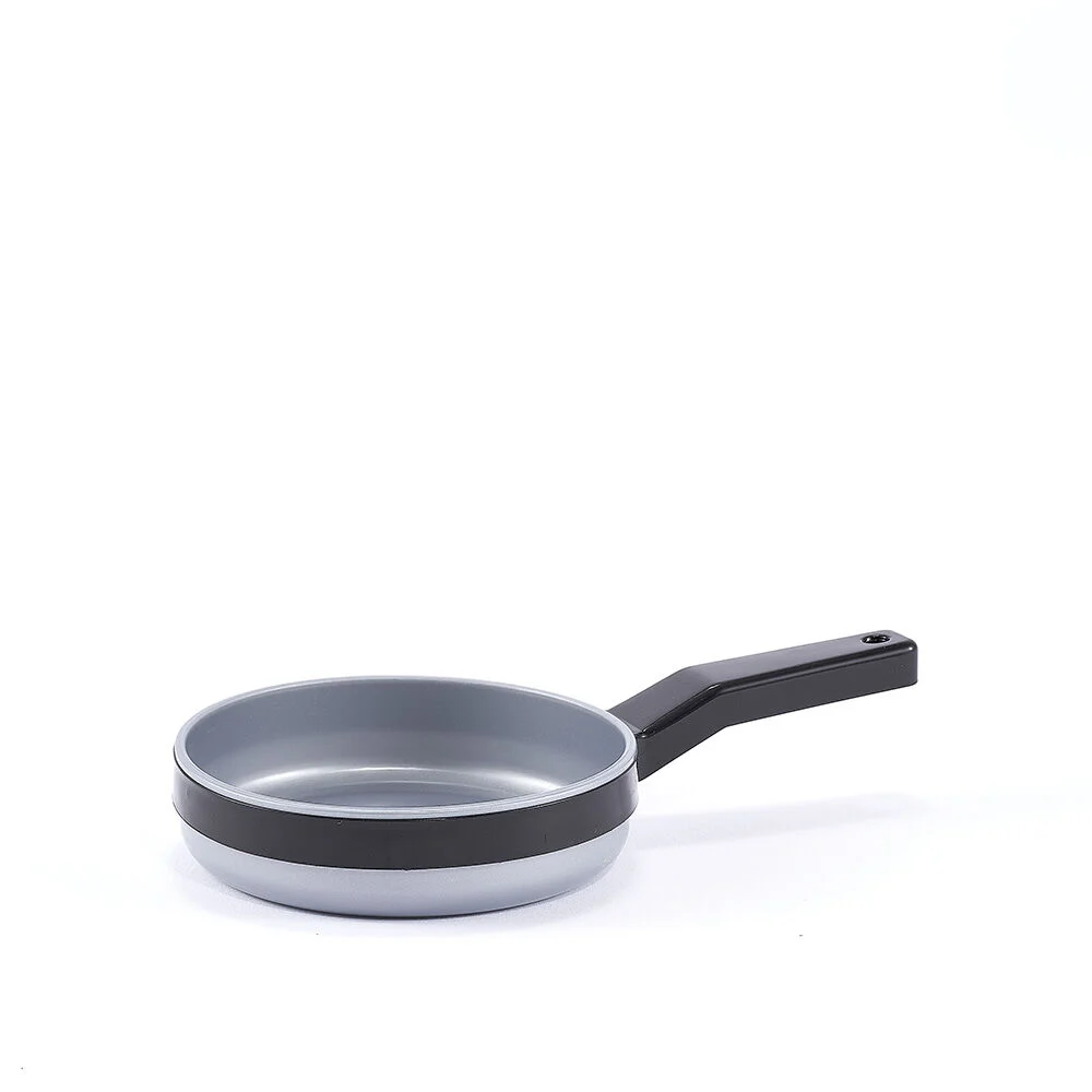 Dinette batterie de cuisine et ustensiles Storiz 24 pièces