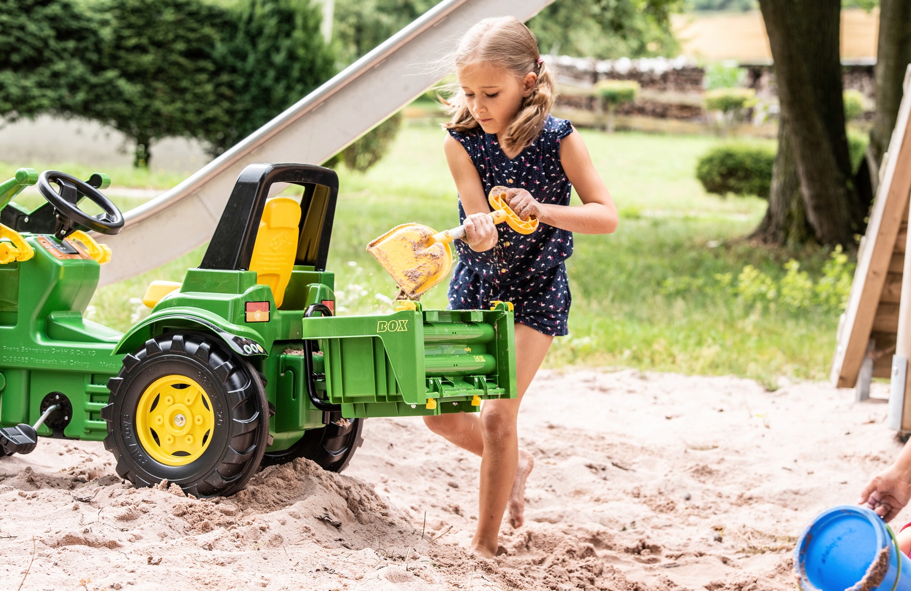 rolly toys® Kinderfahrzeug-Anhänger Anhängerbox für Tretfahrzeug