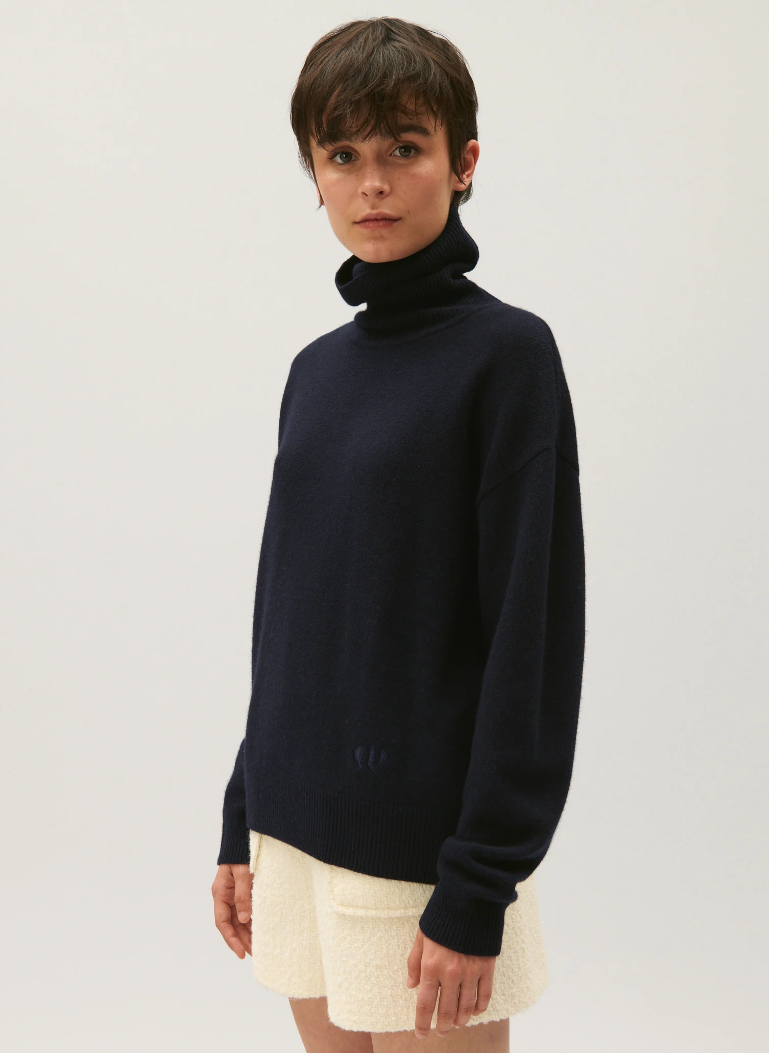 Pull col roulé droit en cachemire | Bleu