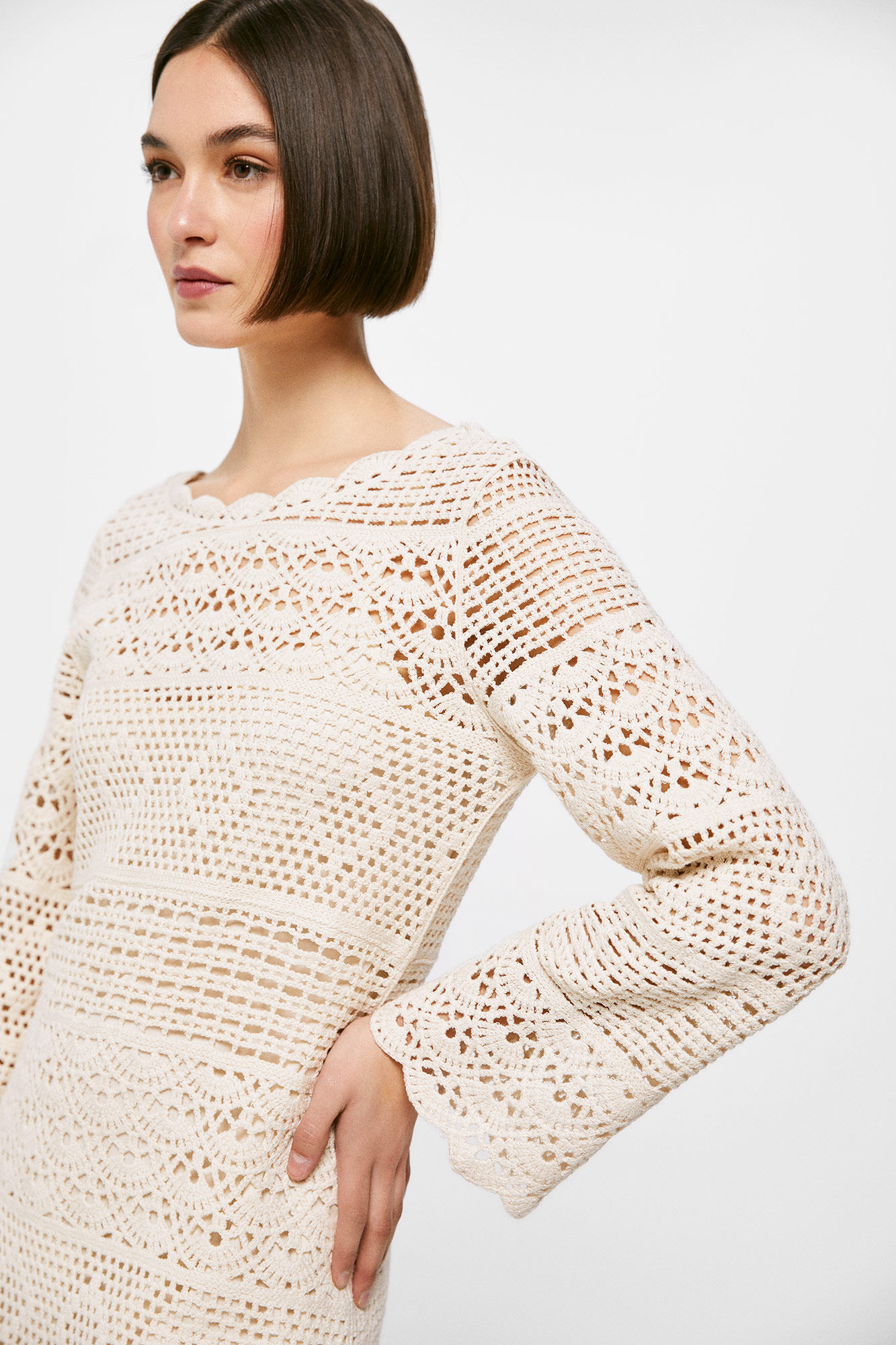 Vestido de crochê com decote nas costas - Marrom