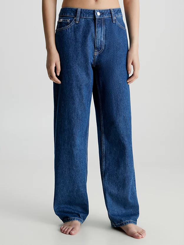 Calça jeans reta dos anos 90