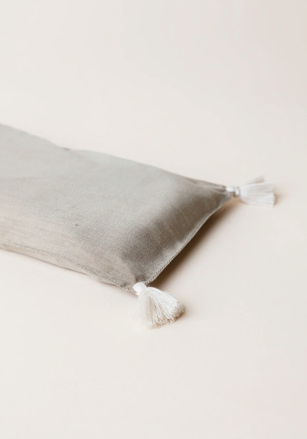 YOOMEE Augenkissen Eye Pillow Raha Tassels Pine