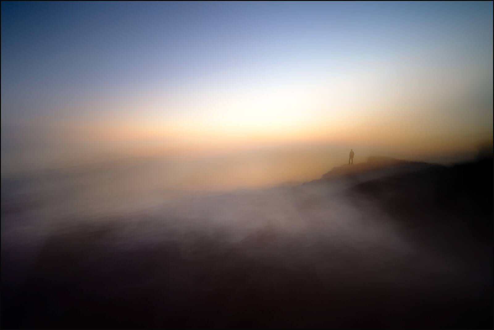 Morning lights by Santiago - Limited Edition. Edition of: 100. Signed.