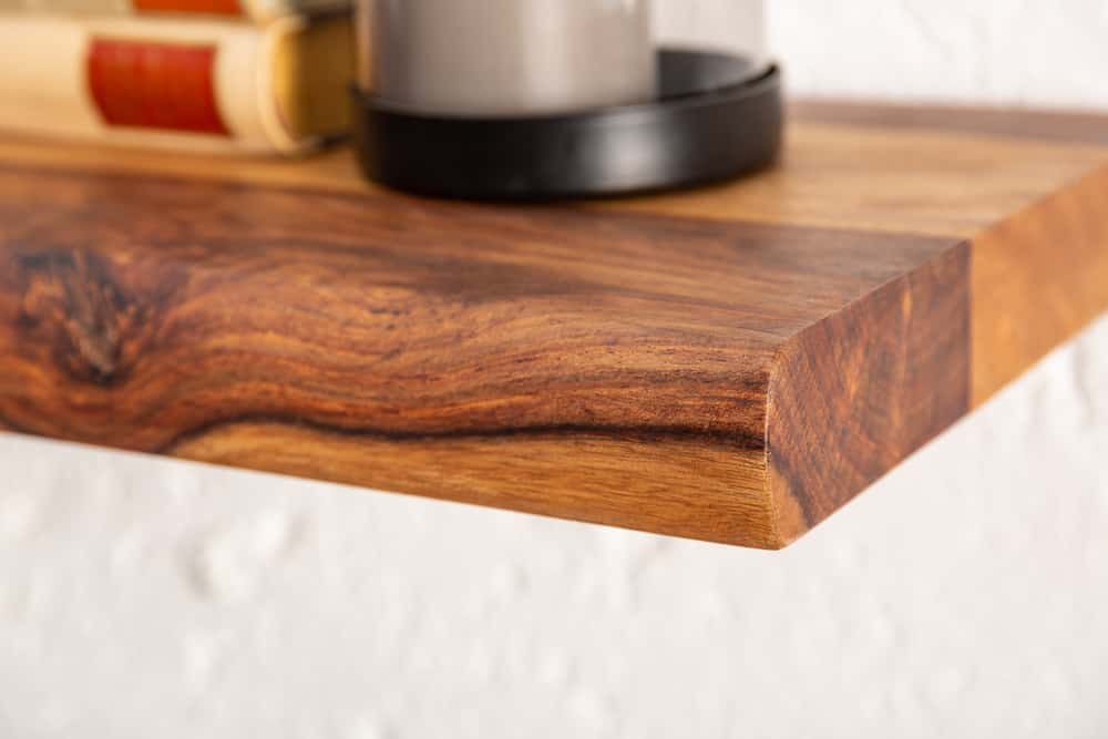Massives Wandregal MAMMUT 80cm braun Sheesham stone finish Regalbrett mit Baumkante