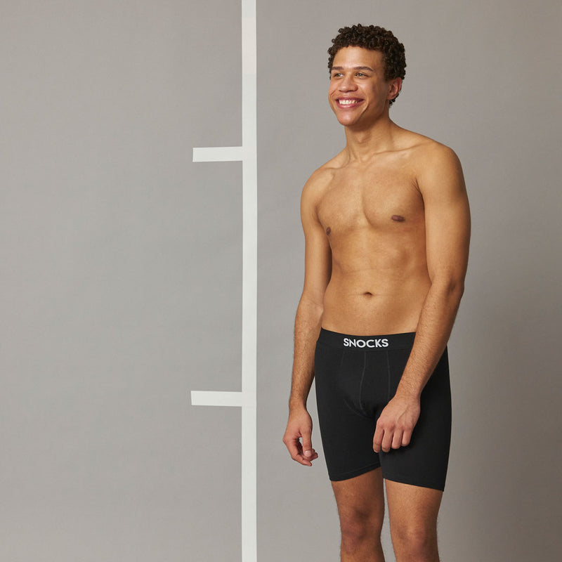 Lange Boxershorts aus Bio-Baumwolle Schwarz