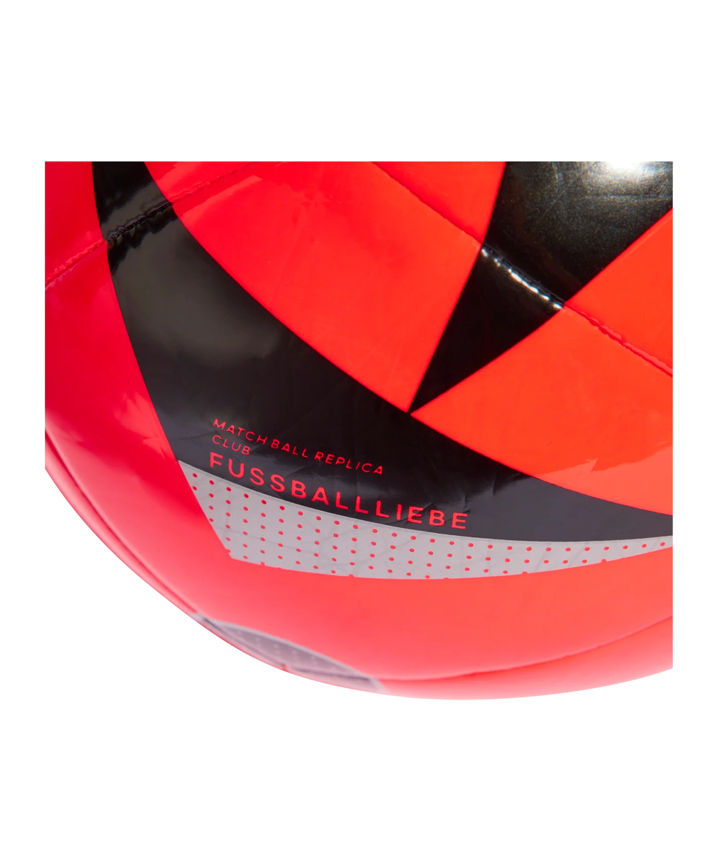 adidas Fussballliebe Club Trainingsball EM 2024 Rot Schwarz Silber