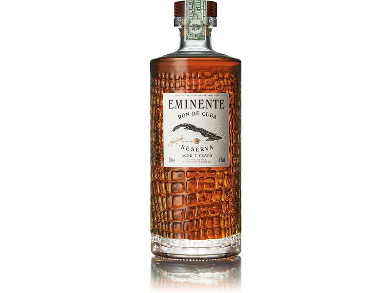 Eminente Eminente Reserva 0.7 l Rum mit dem Aroma von frisch geröstetem Kaffee, gerösteten Mandeln und Kakao