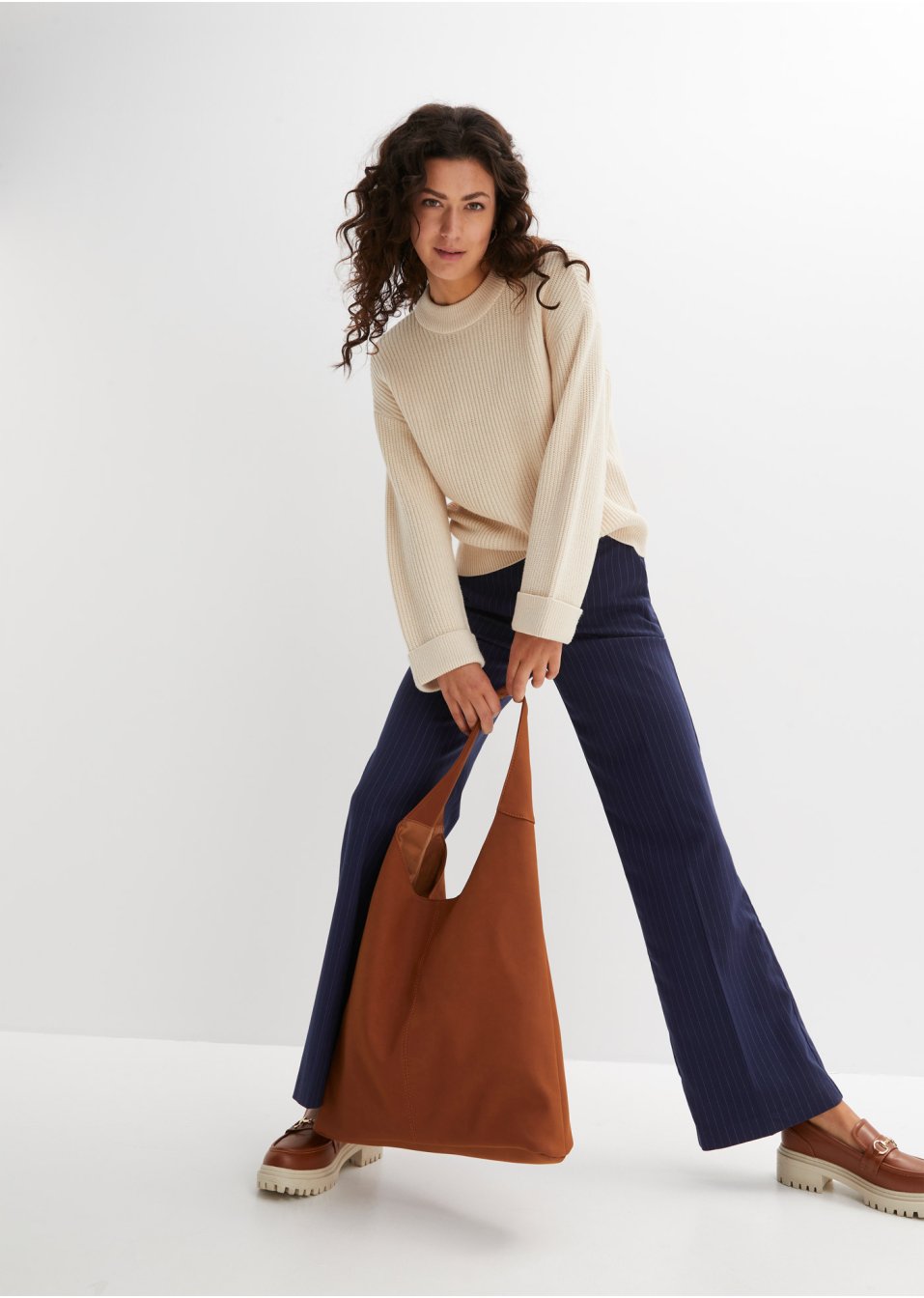 Pull côtelé à manches amples