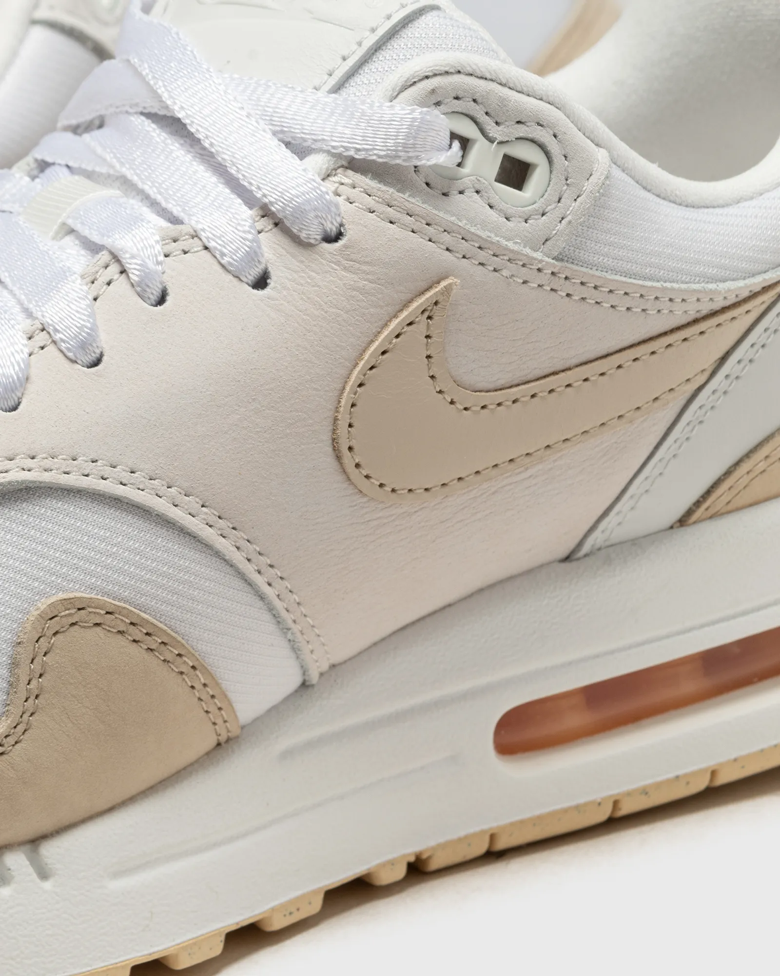 Nike WMNS AIR MAX 1 PRM ESS