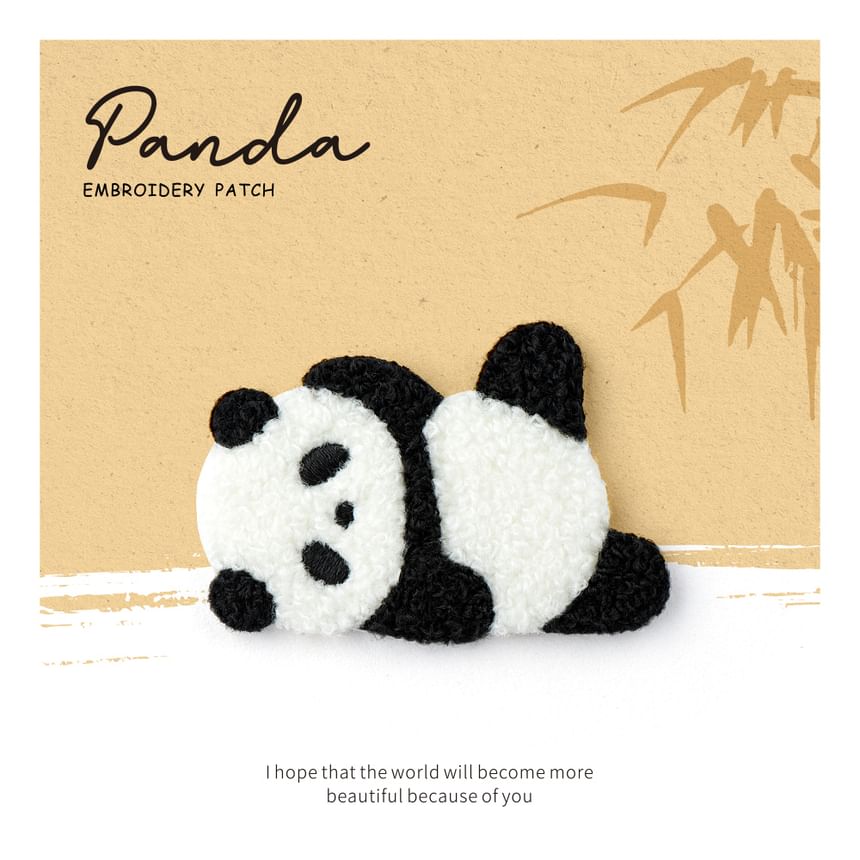 Embroidery Kingdom - Panda geborduurde applicatiepatch (verschillende ontwerpen)