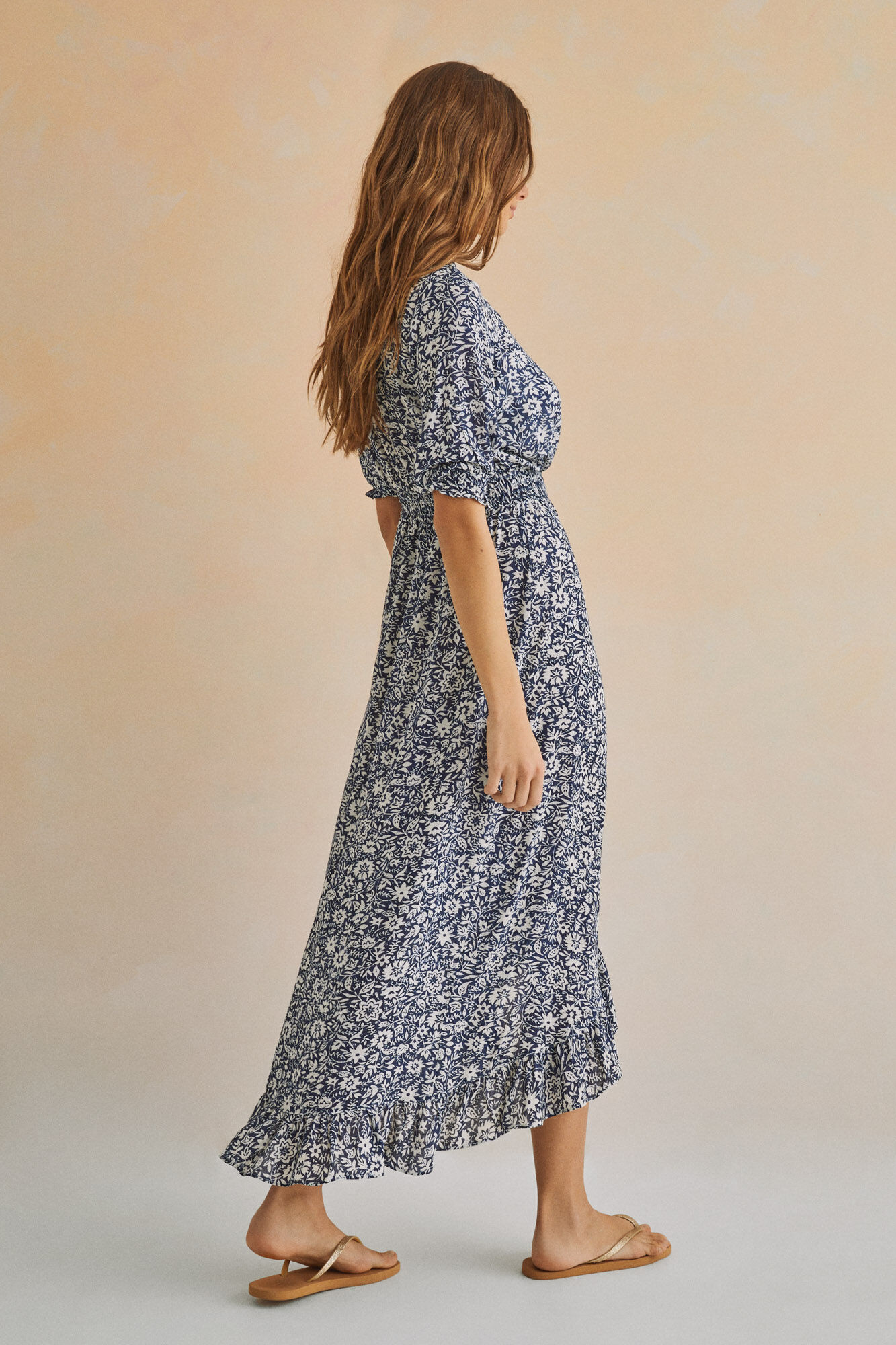 Vestido midi azul estampado com babados - Estampado
