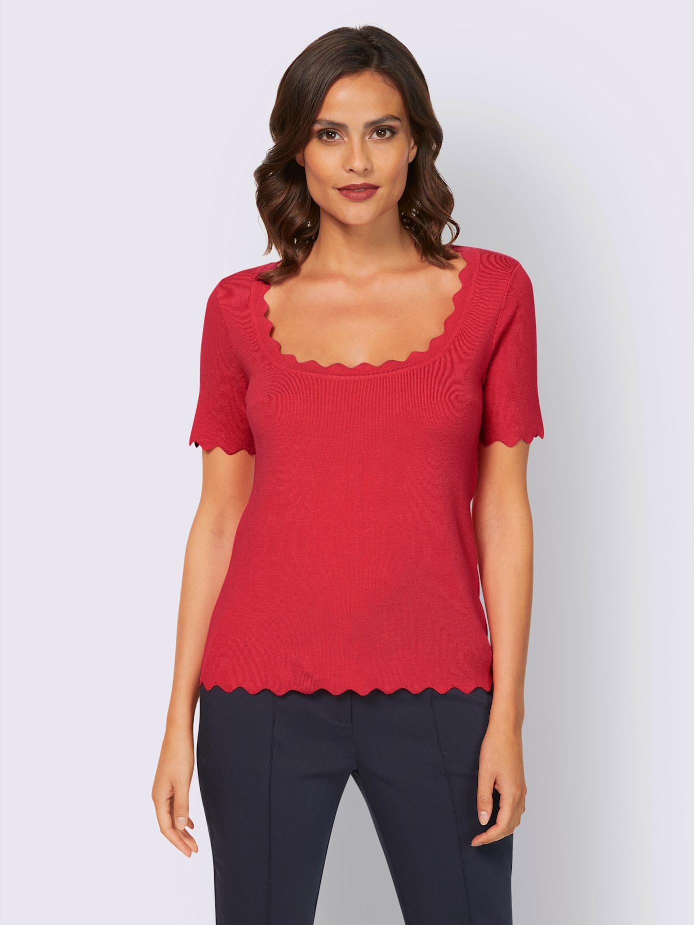 Pull joli ourlet ondulé
