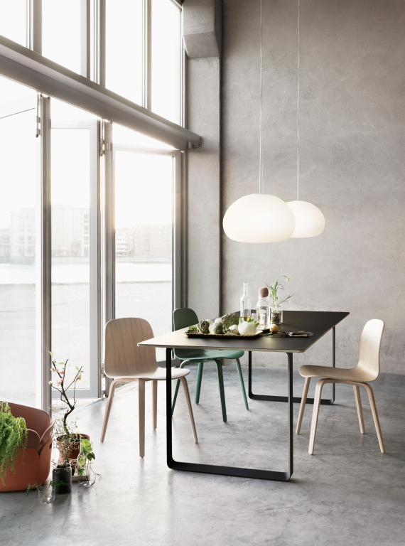 Muuto 70/70 tafel 255x108 zwart