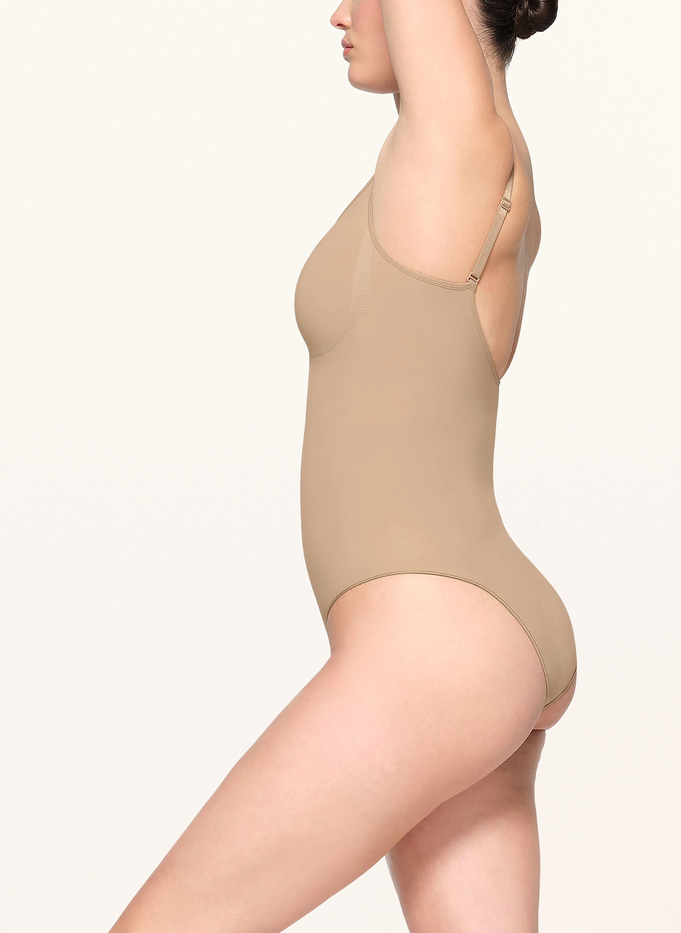 SKIMS Shape-Body SEAMLESS SCULPT