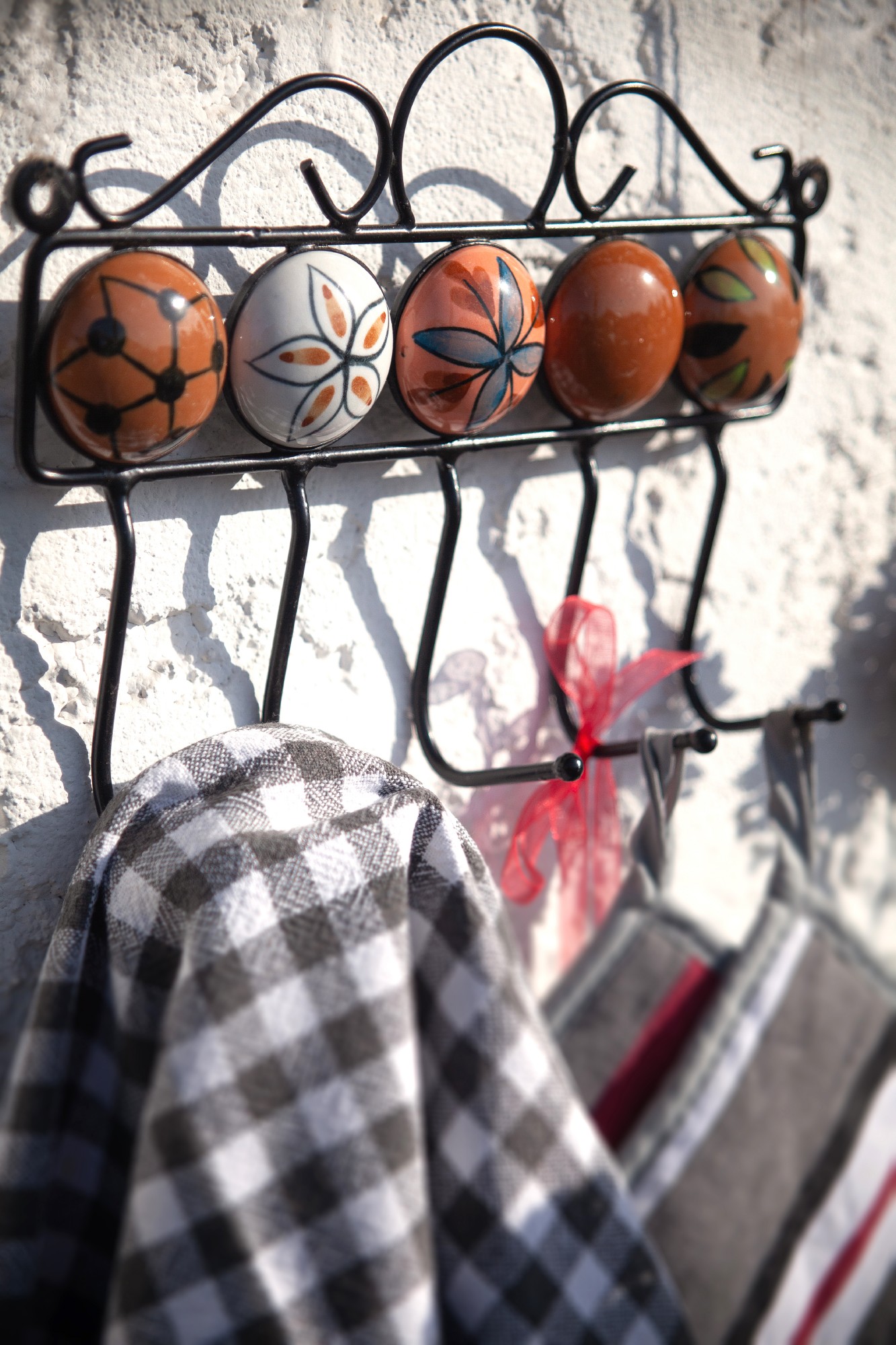 Wandhaken 5fach, handglasiert, L 4,5 cm, XX cm, H 15 cm von fischer's lagerhaus