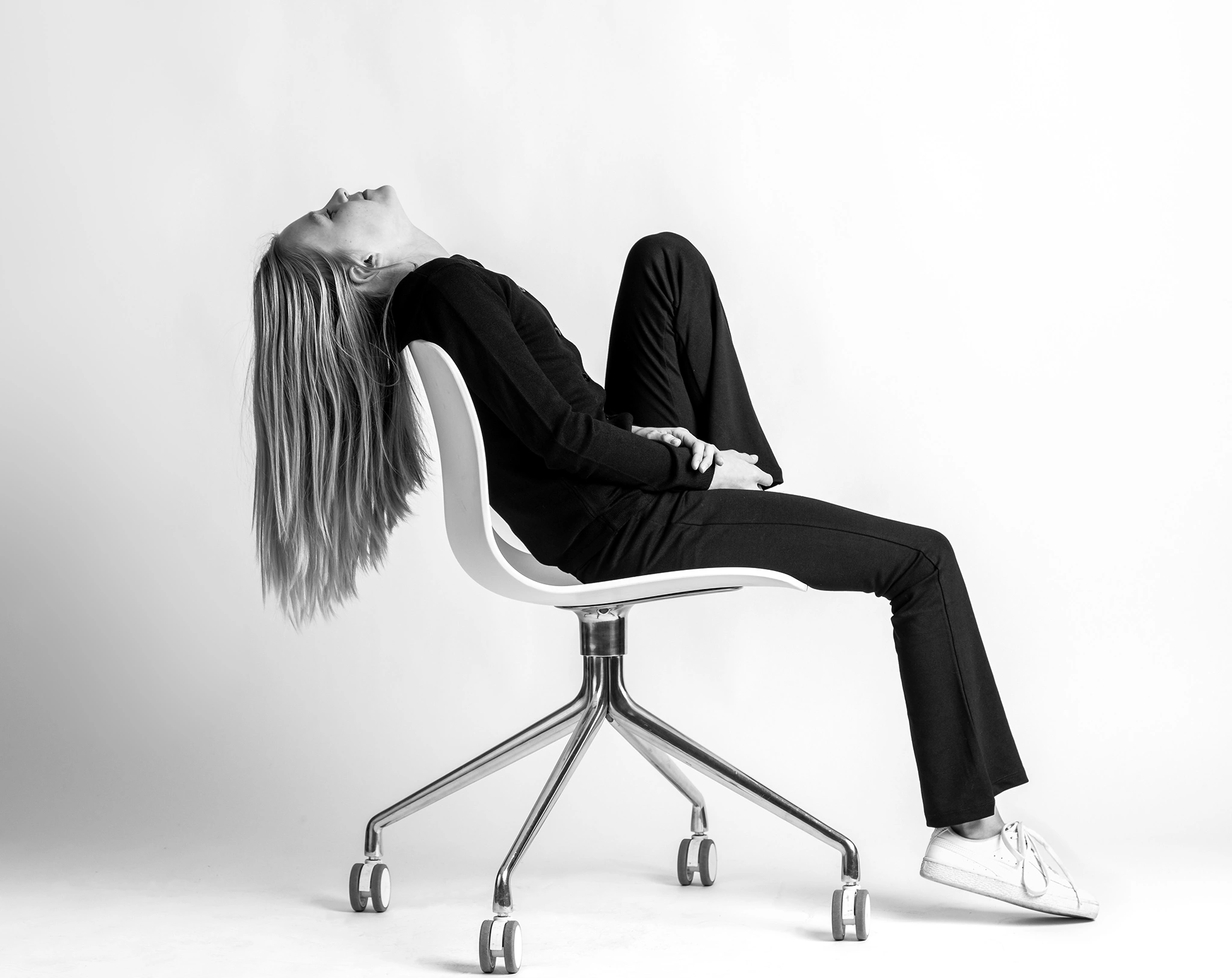Stoffhose YOGA in black