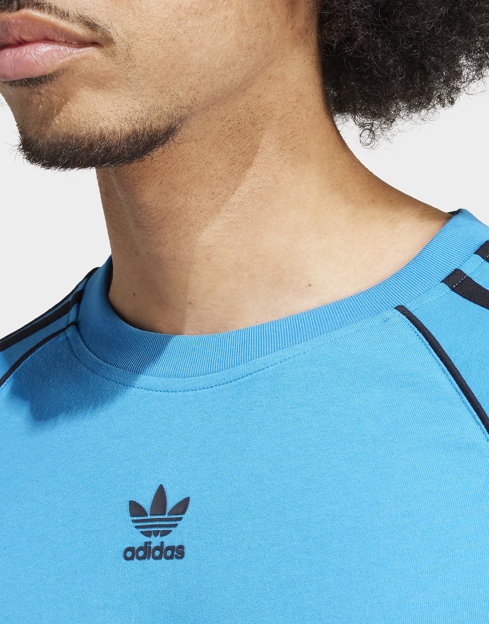 adidas T-shirt SST