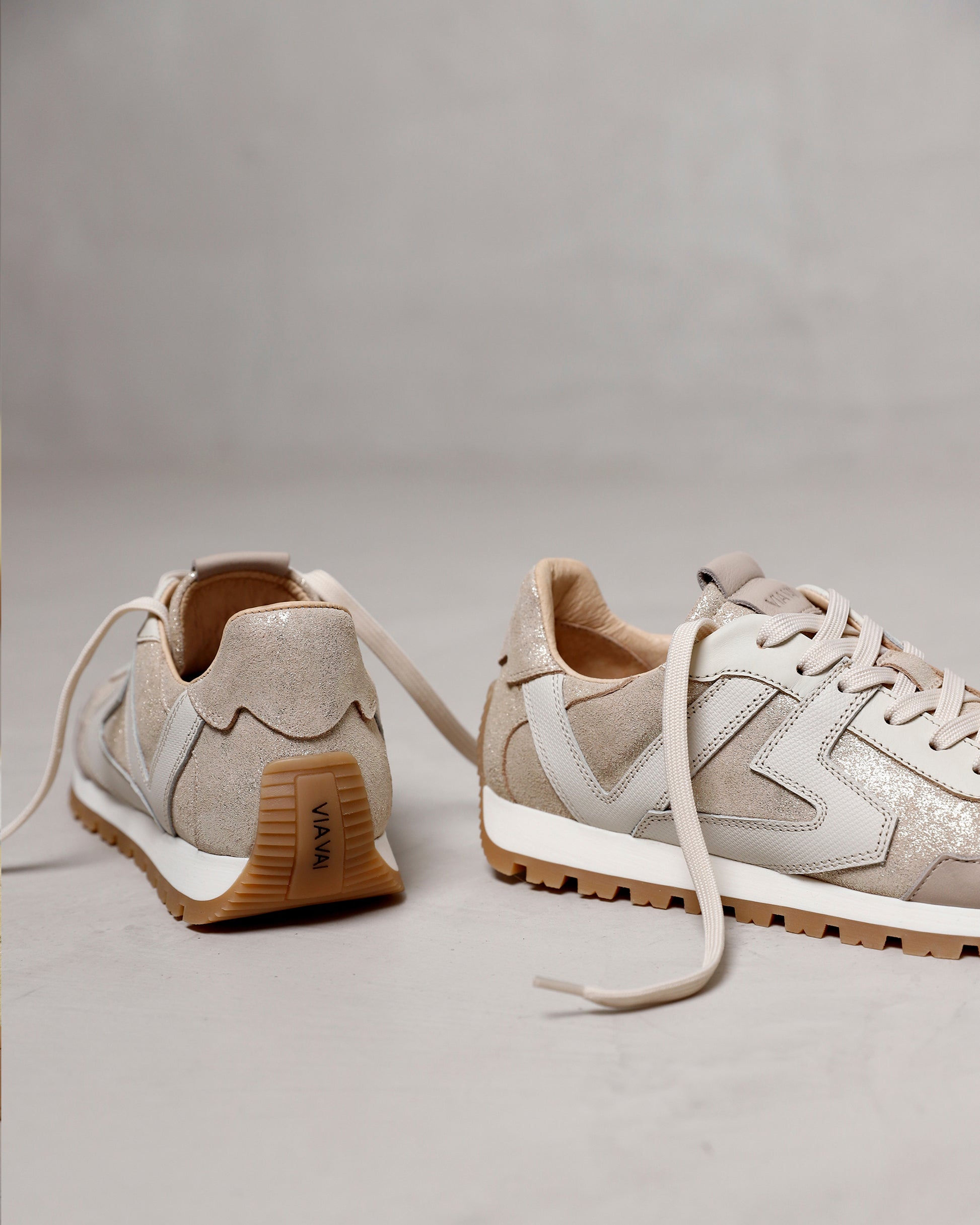 VIA VAI gouden dames sneakers Scott Kenzie